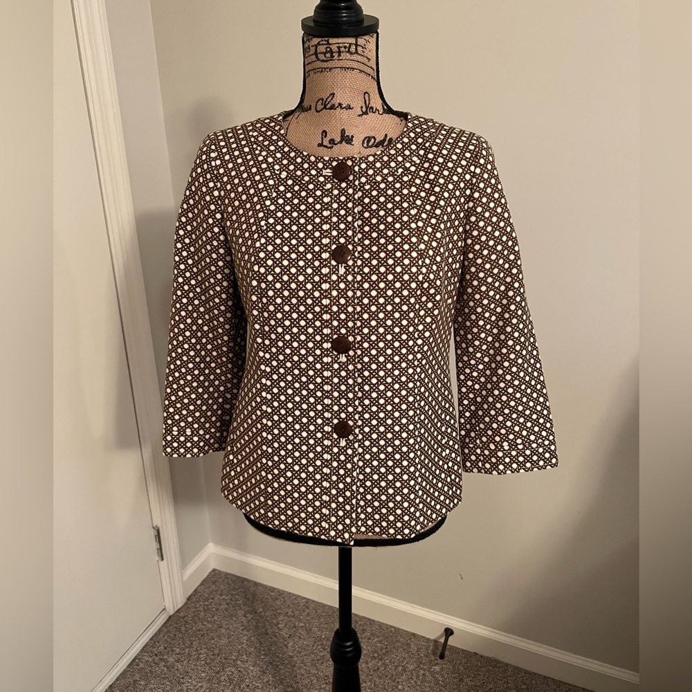 Talbots Size 4 Jacket with pockets and 3/4 length sleeves